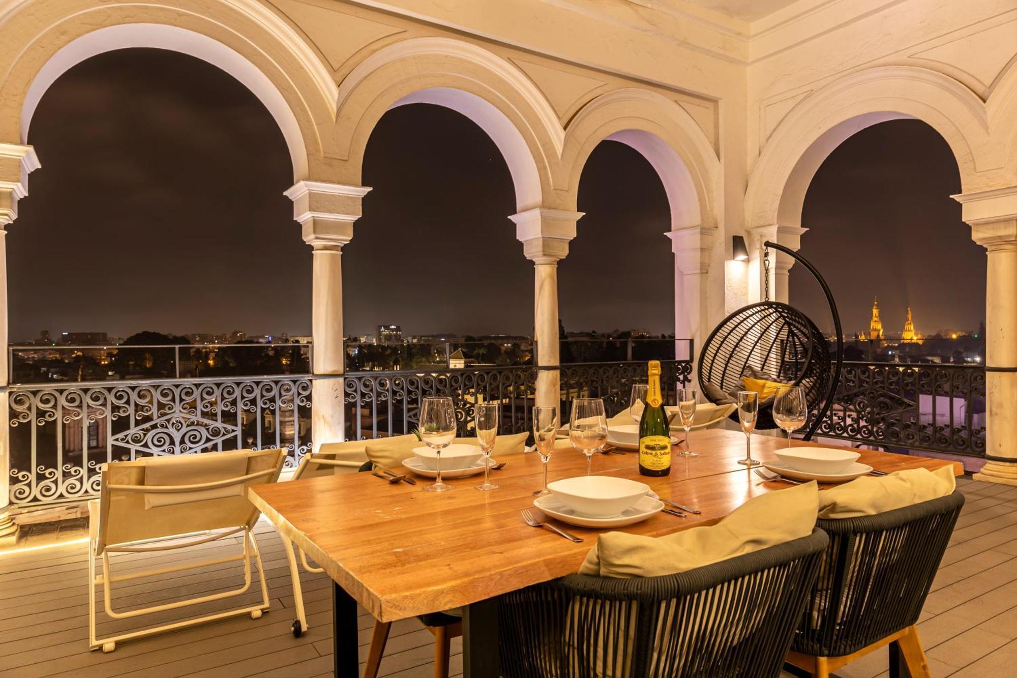 Isg Apartments The Most Exclusive Apartment In Sevillaparking Екстериор снимка