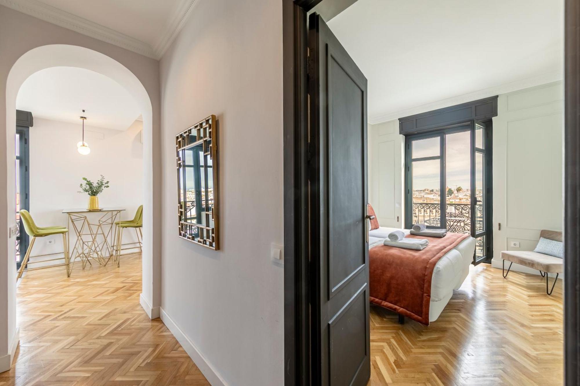 Isg Apartments The Most Exclusive Apartment In Sevillaparking Екстериор снимка