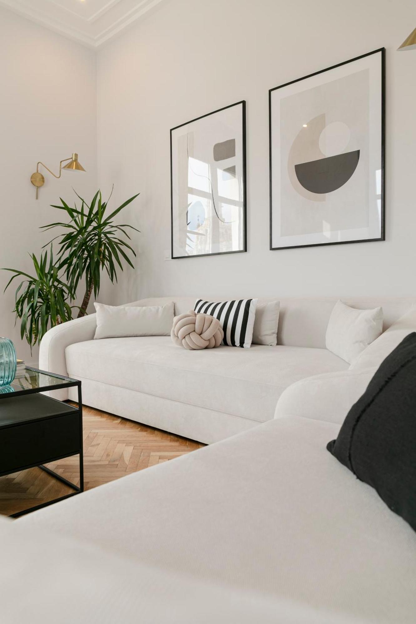 Isg Apartments The Most Exclusive Apartment In Sevillaparking Екстериор снимка