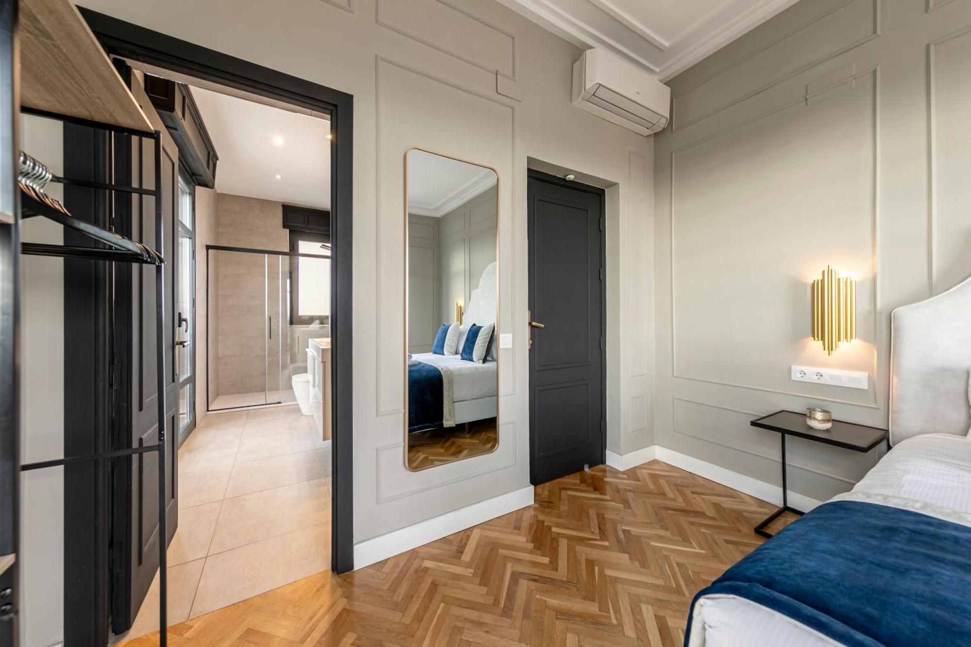 Isg Apartments The Most Exclusive Apartment In Sevillaparking Екстериор снимка