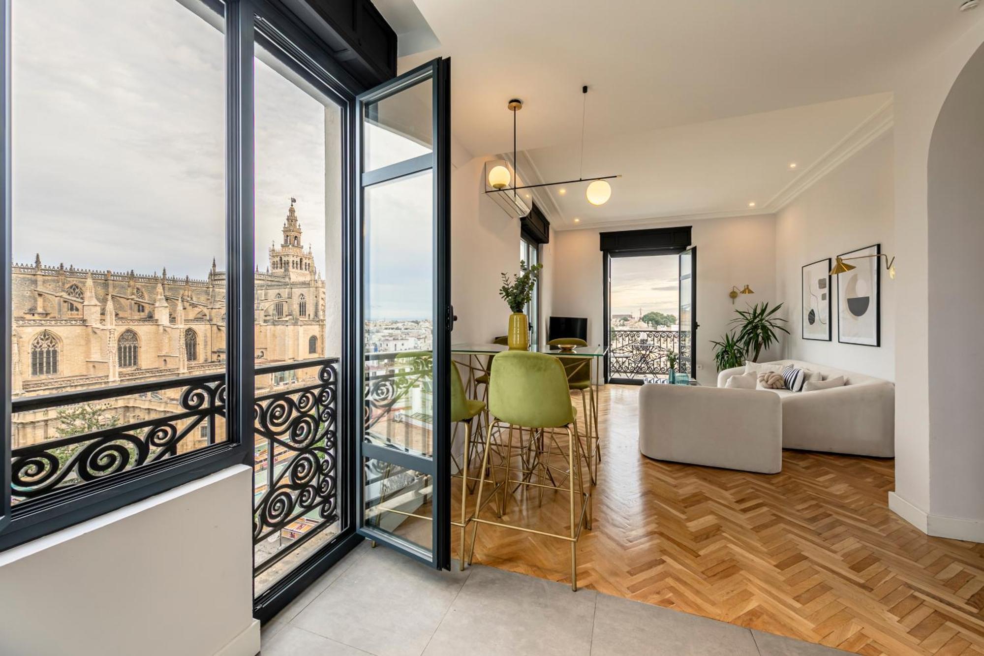 Isg Apartments The Most Exclusive Apartment In Sevillaparking Екстериор снимка