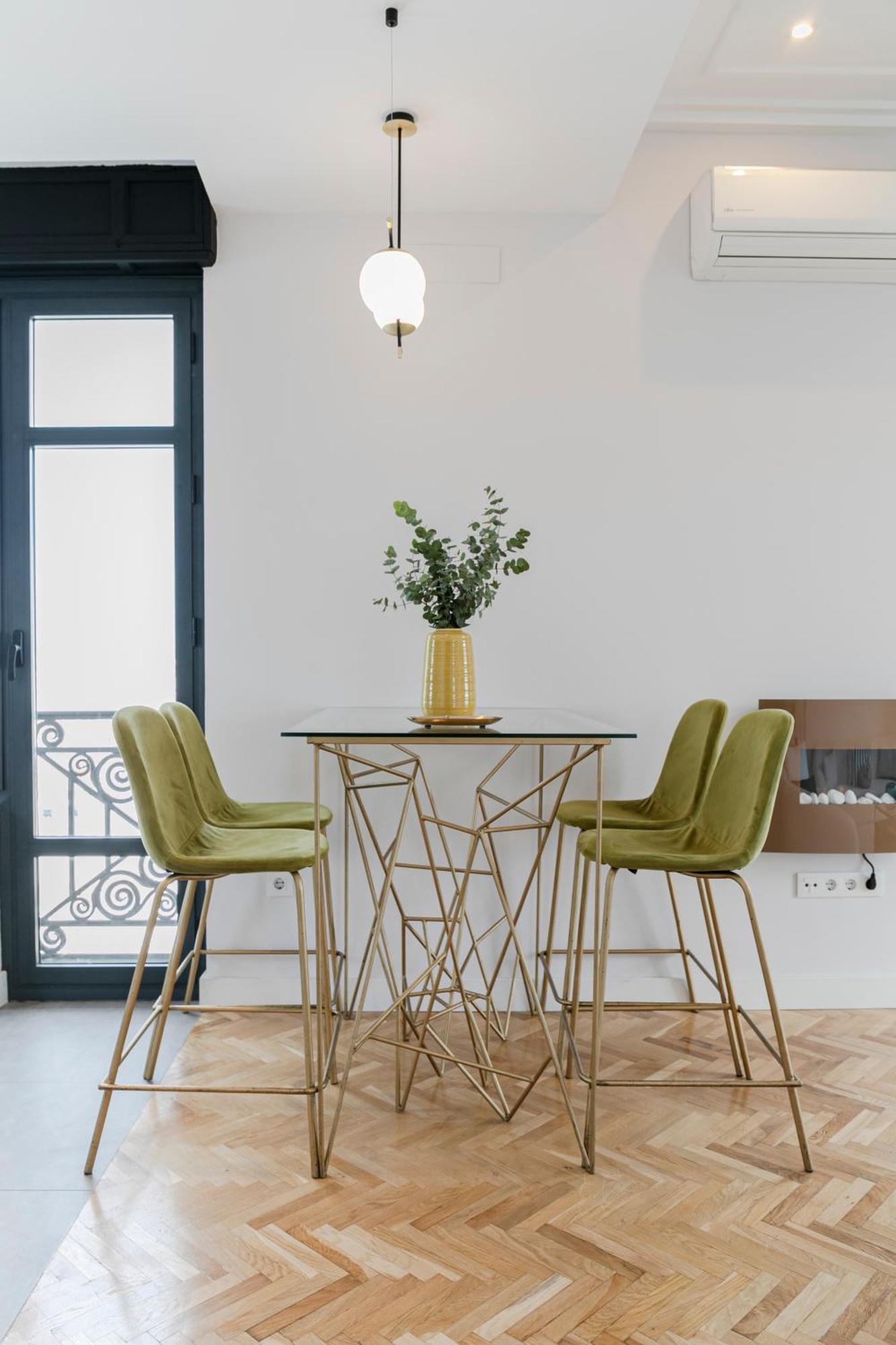 Isg Apartments The Most Exclusive Apartment In Sevillaparking Екстериор снимка