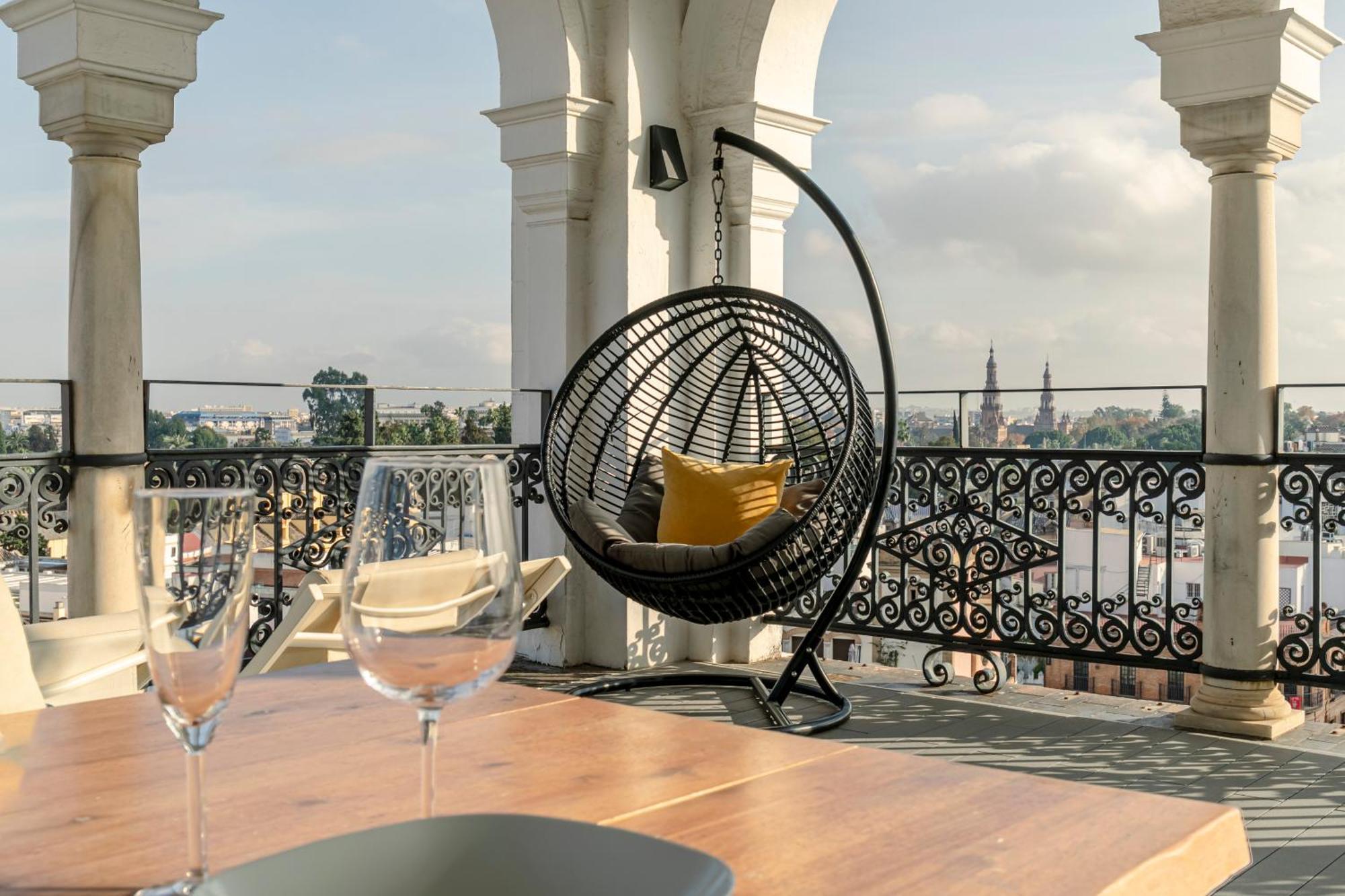 Isg Apartments The Most Exclusive Apartment In Sevillaparking Екстериор снимка