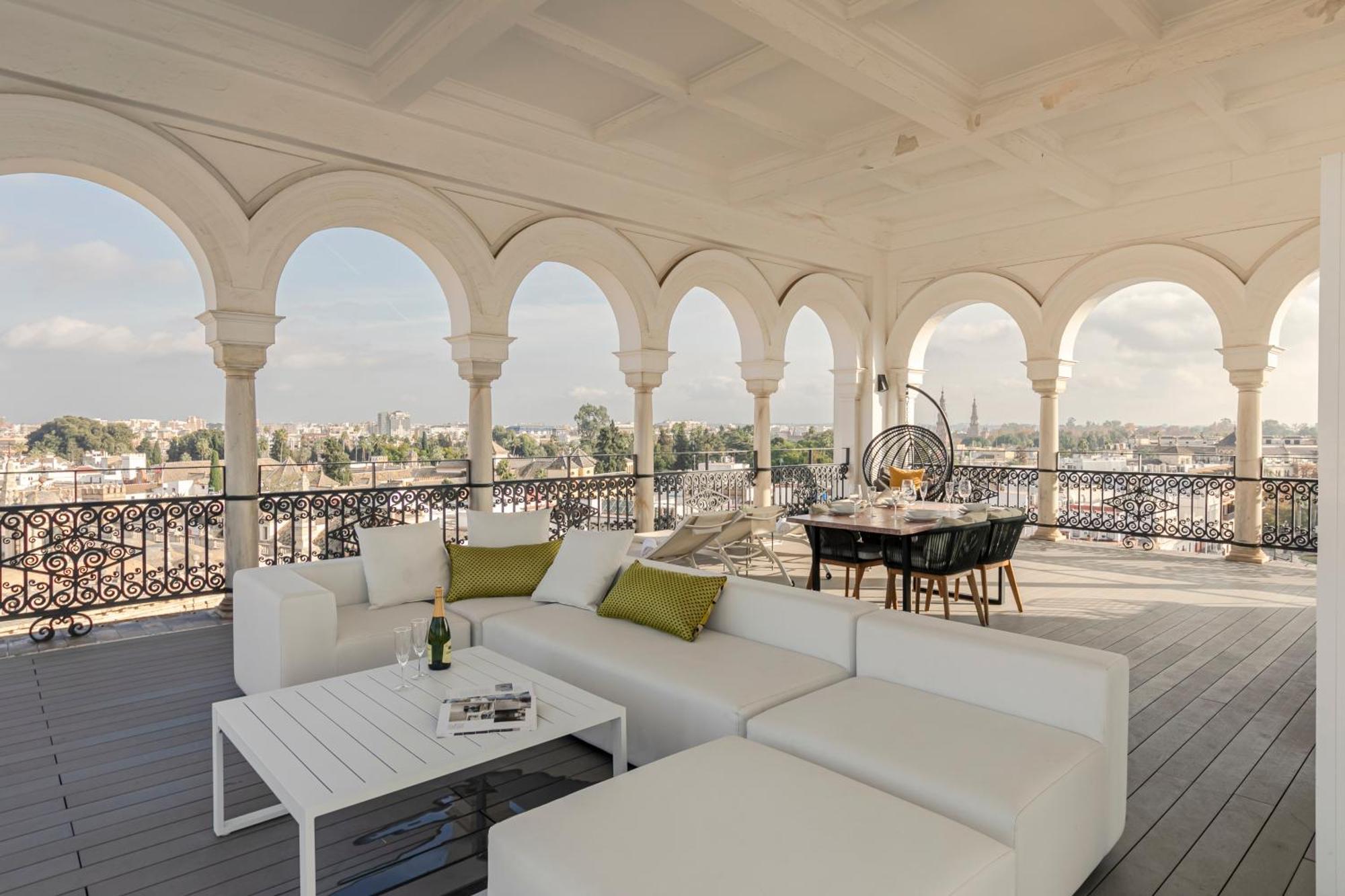 Isg Apartments The Most Exclusive Apartment In Sevillaparking Екстериор снимка