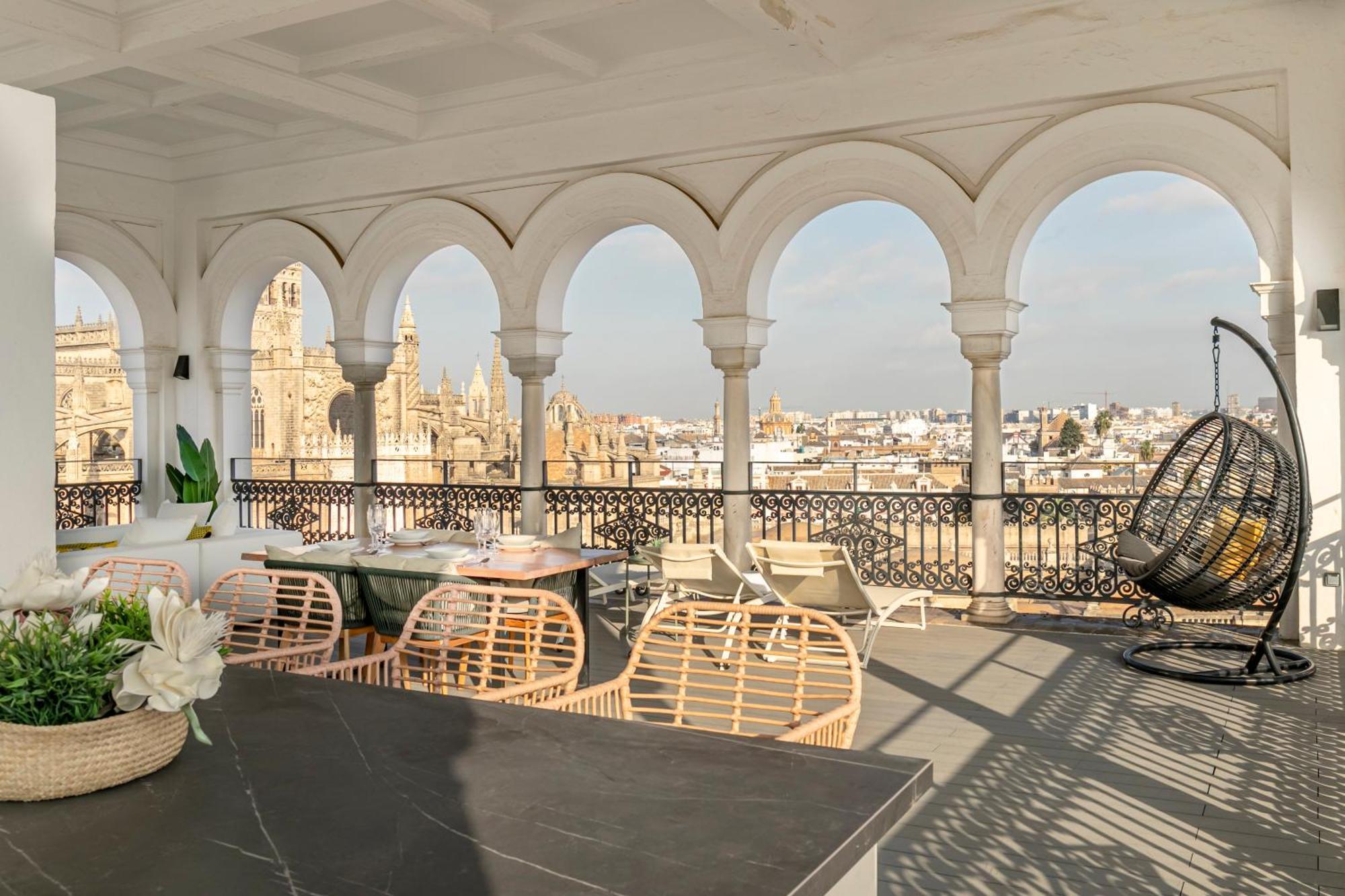 Isg Apartments The Most Exclusive Apartment In Sevillaparking Екстериор снимка