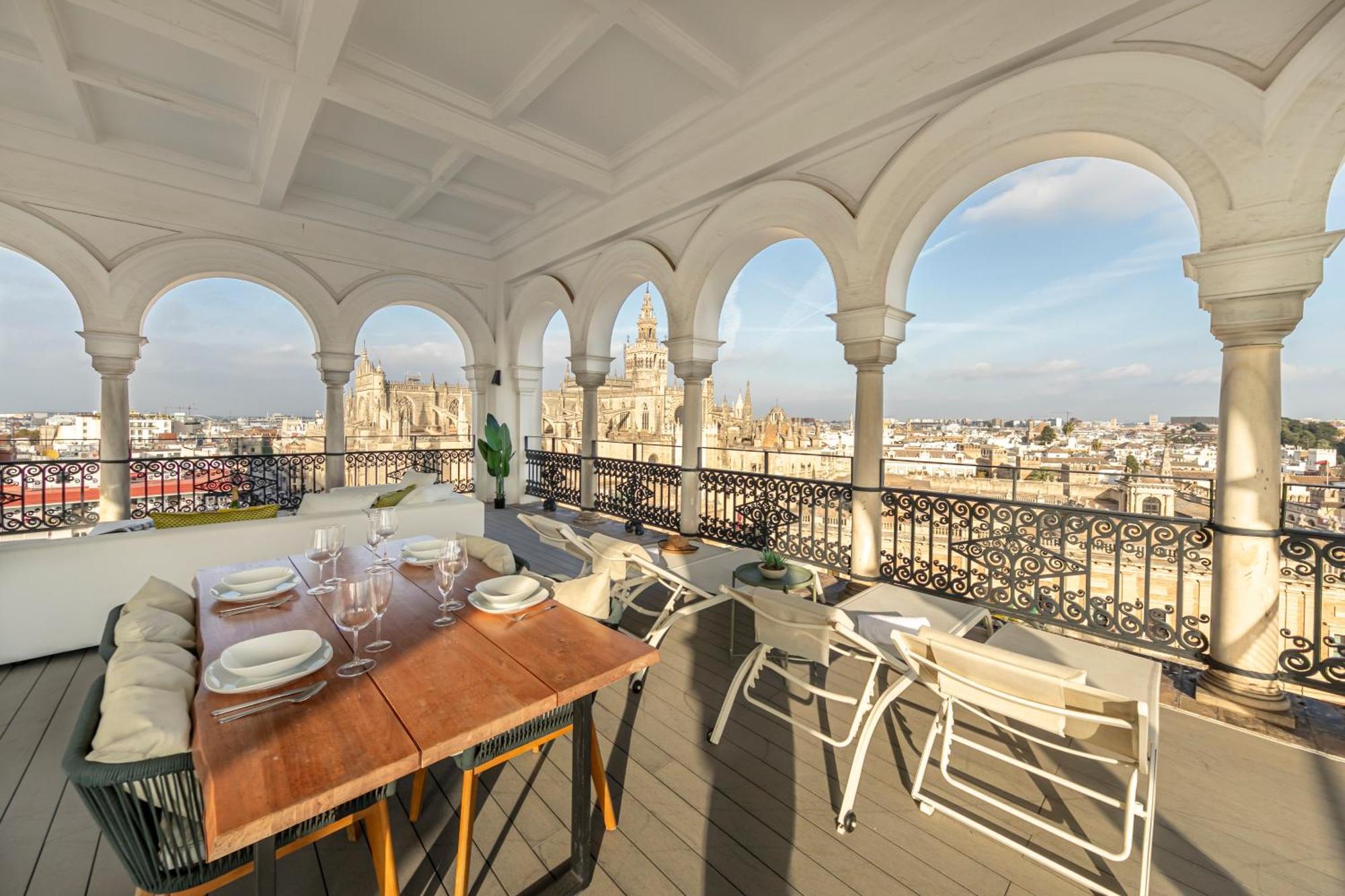 Isg Apartments The Most Exclusive Apartment In Sevillaparking Екстериор снимка